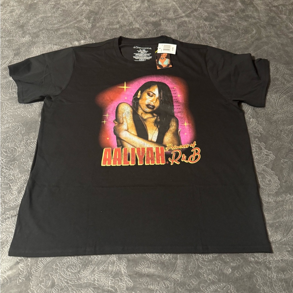 Aaliyah Black Graphic Tee